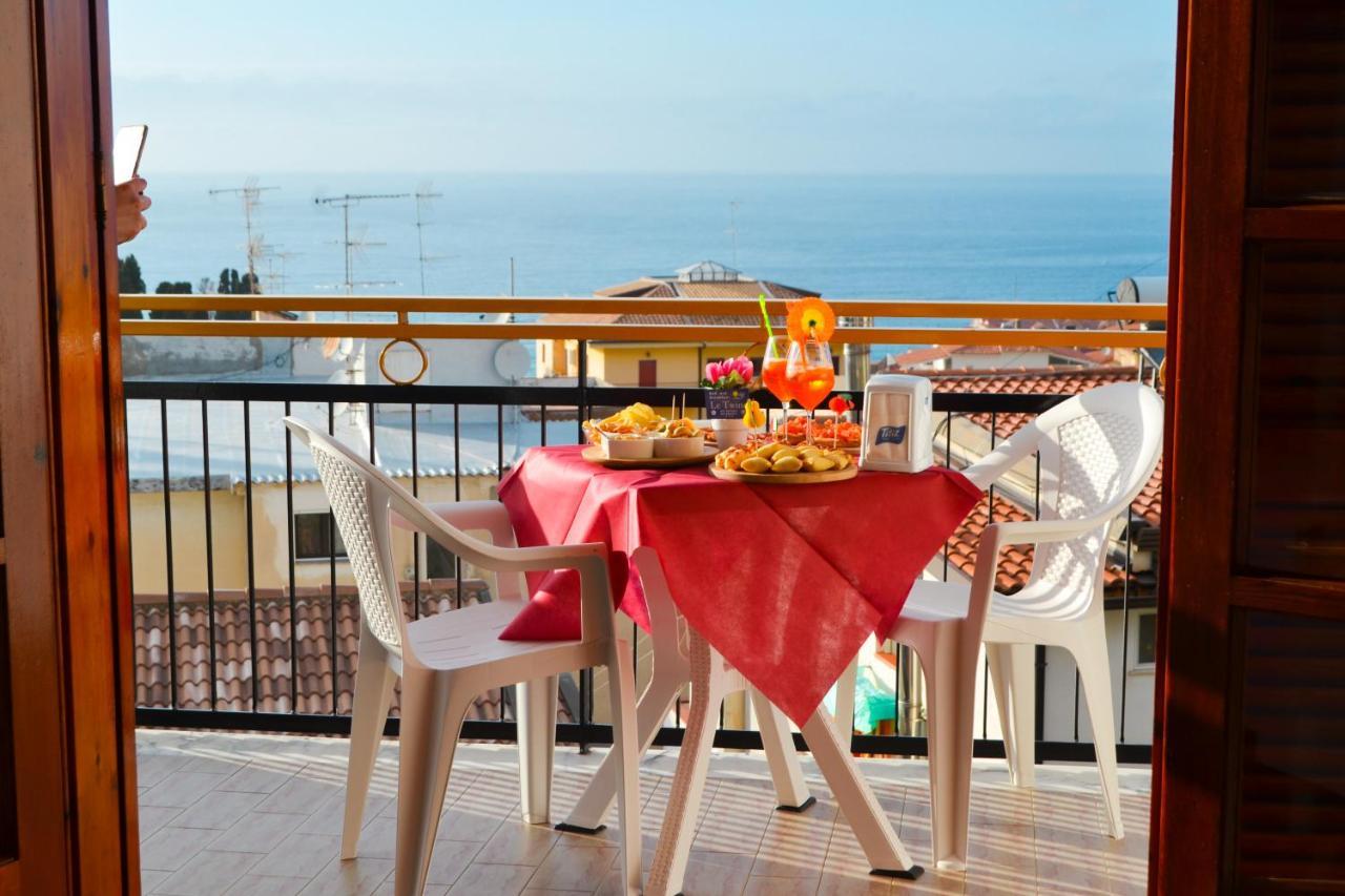 Le Twins -Bed And Breakfast Tropea Esterno foto