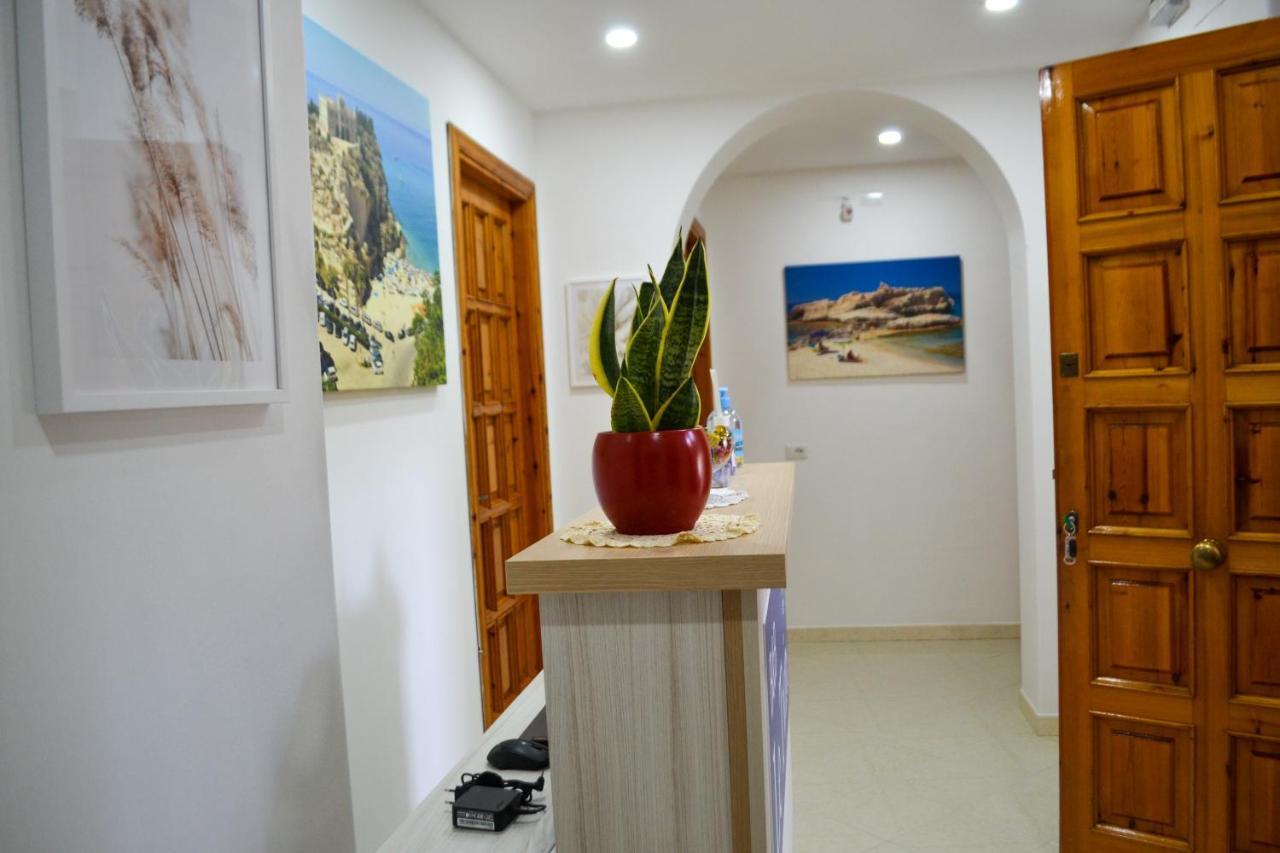 Le Twins -Bed And Breakfast Tropea Esterno foto