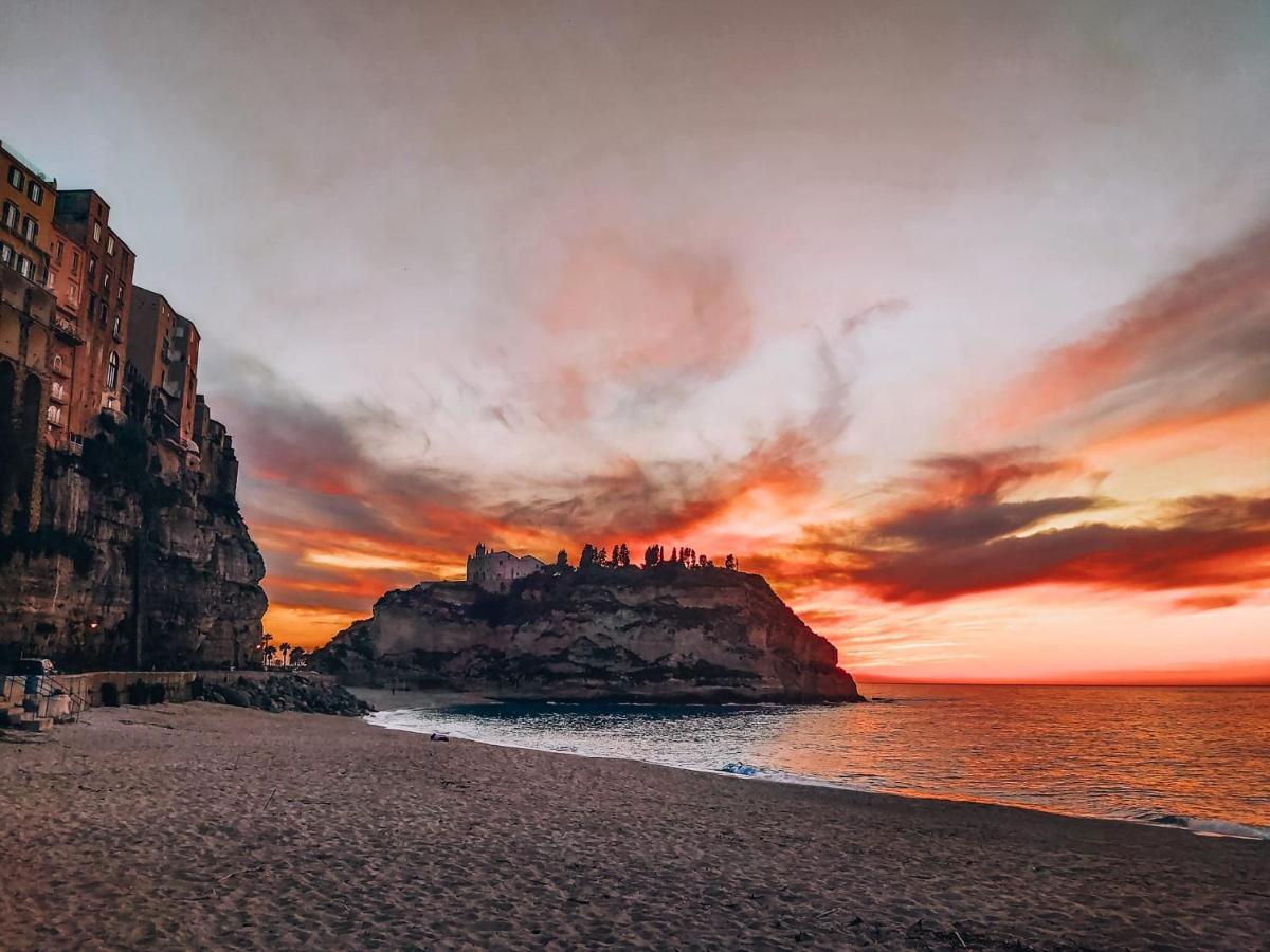 Le Twins -Bed And Breakfast Tropea Esterno foto